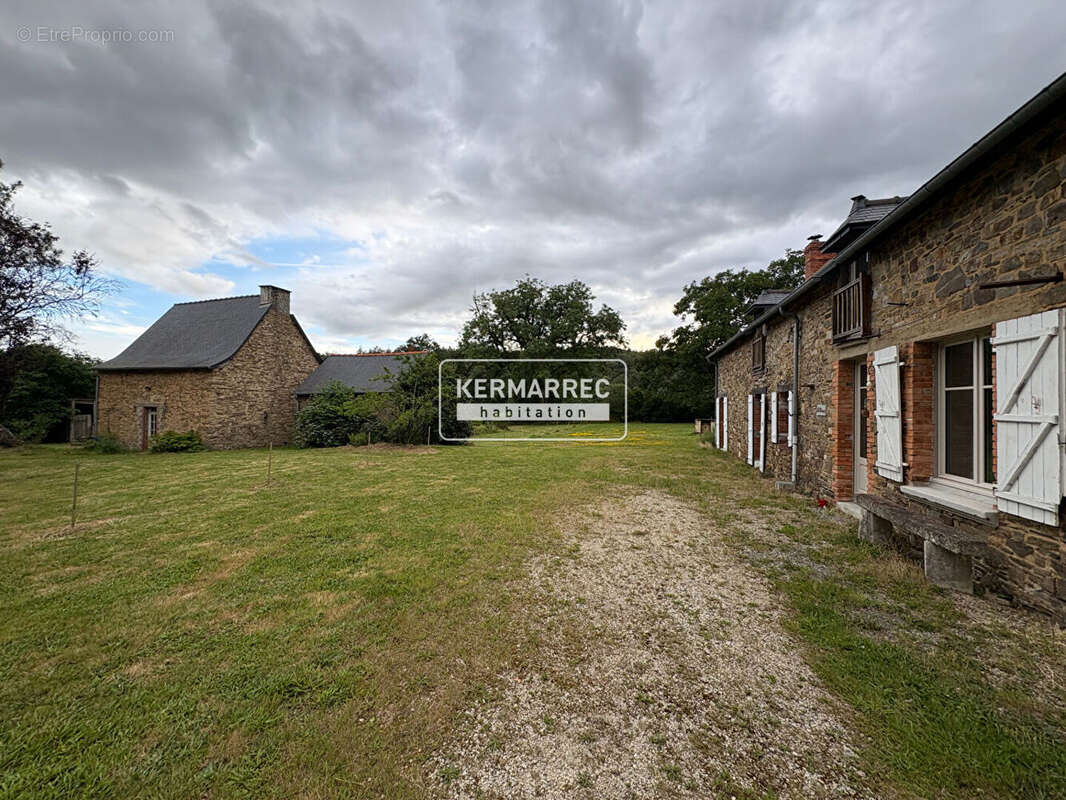 Gîtes - Chambres d'hôtes - Bourg Des Comptes 6 pièce(s) - 20 minutes de Rennes - gare - terrain - photo 14