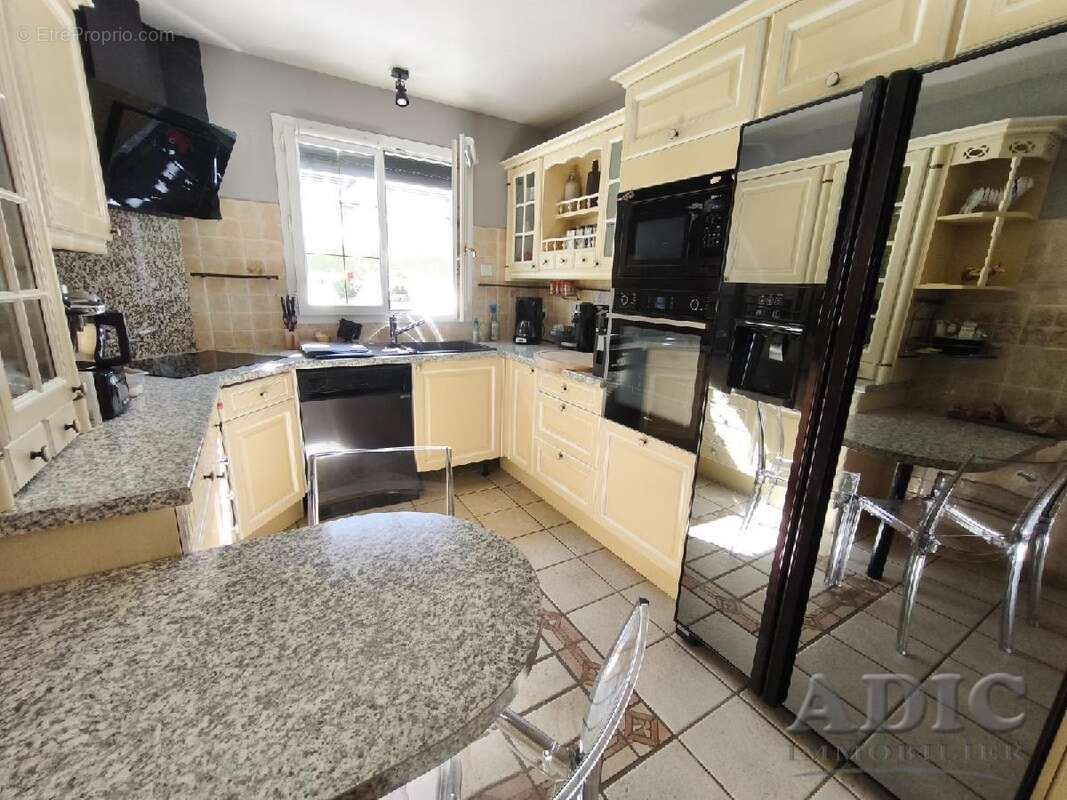 Maison 147 m² à Saint-Pathus  - photo 6