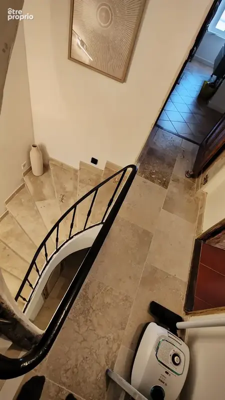 VINS sur Caramy belle maison volumes généreux - photo 12