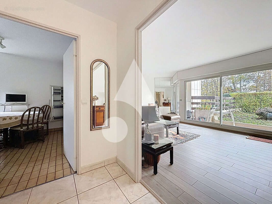 Appartement à BOUGIVAL