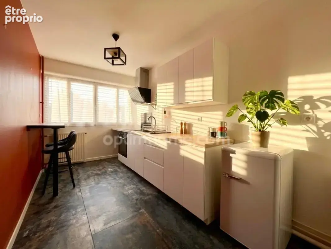 Appartement à vendre 4 pièces 2/3 Chambres LE PLESSIS BOUCHARD (95) place de parking et cave - photo 5