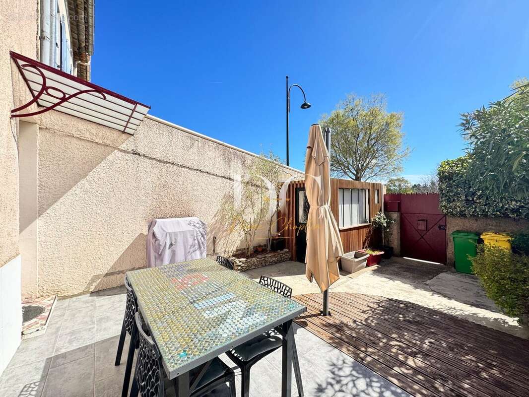 Maison à CAUMONT-SUR-DURANCE