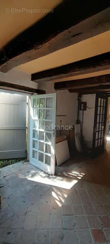 Maison à POUZY-MESANGY