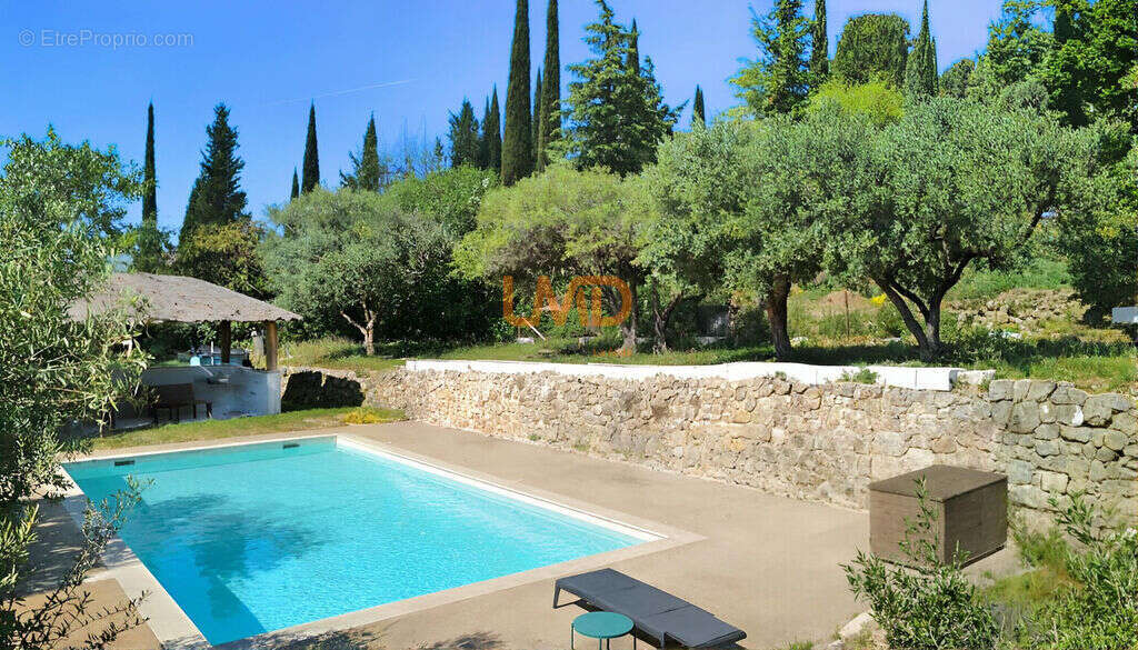 Maison à CALLAS