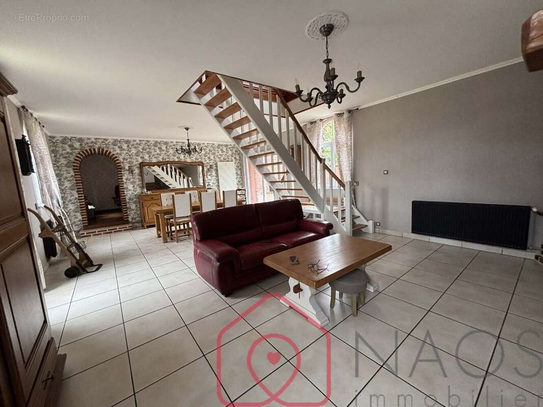 propriété de caractère - photo 3