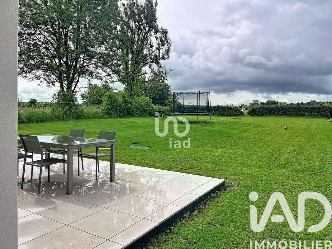 Maison 126 m² à Blequin  - photo 4