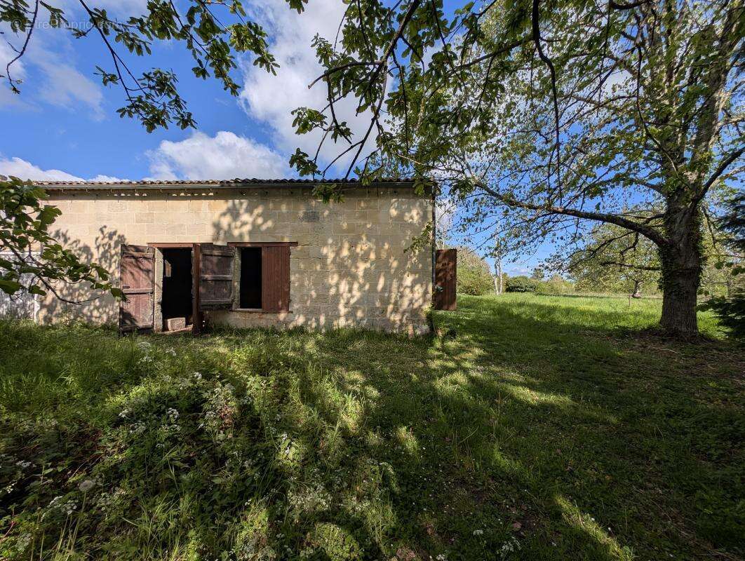 Maison à ARVEYRES