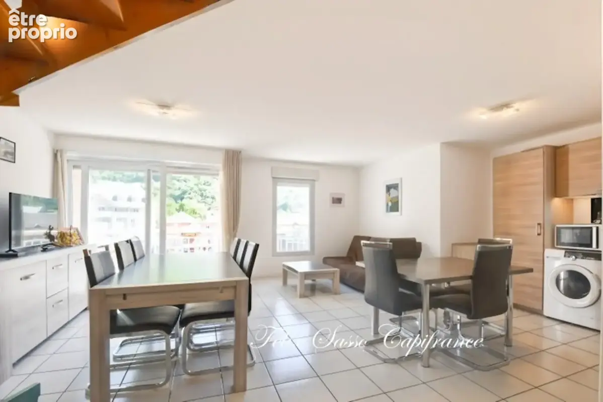 LUZ-SAINT-SAUVEUR (65), en exclusitivé, bel appartement duplex T4 au coeur du village ! - photo 3