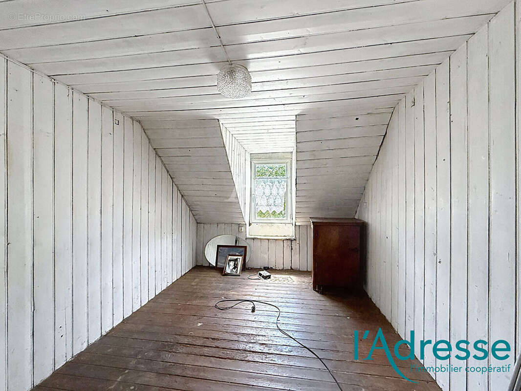 Maison Ernee 4 pièce(s) 95 m², terrain 868 m² - photo 10