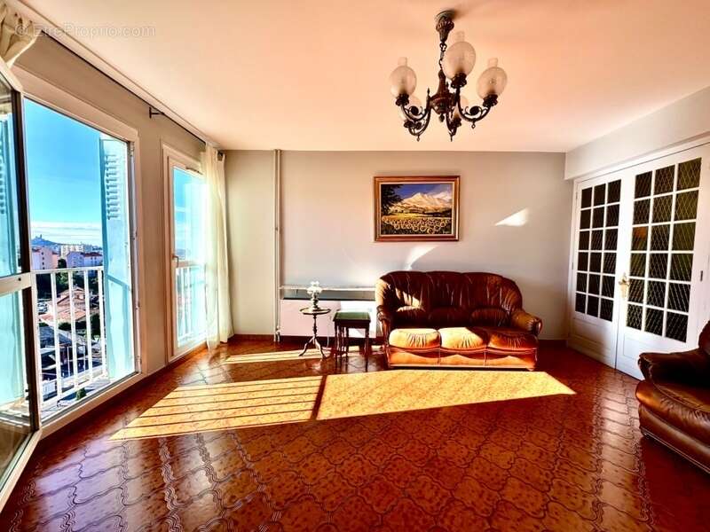 Appartement à MARSEILLE-13E