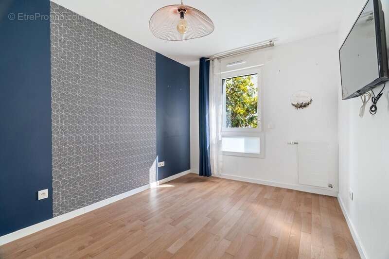 Appartement à ISSY-LES-MOULINEAUX