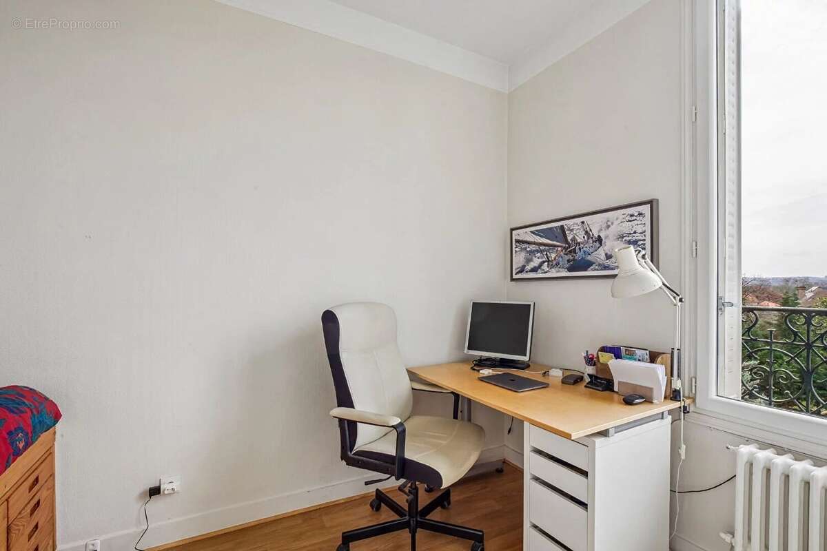 Le vesinet - maison de charme - 6 chambres - 155 m² au sol - terrain 572 m² - 5 mn rer - photo 14
