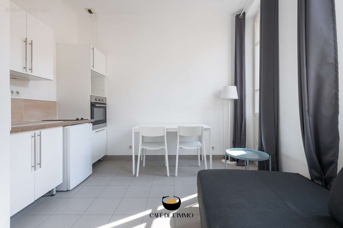 Appartement à MARSEILLE-2E