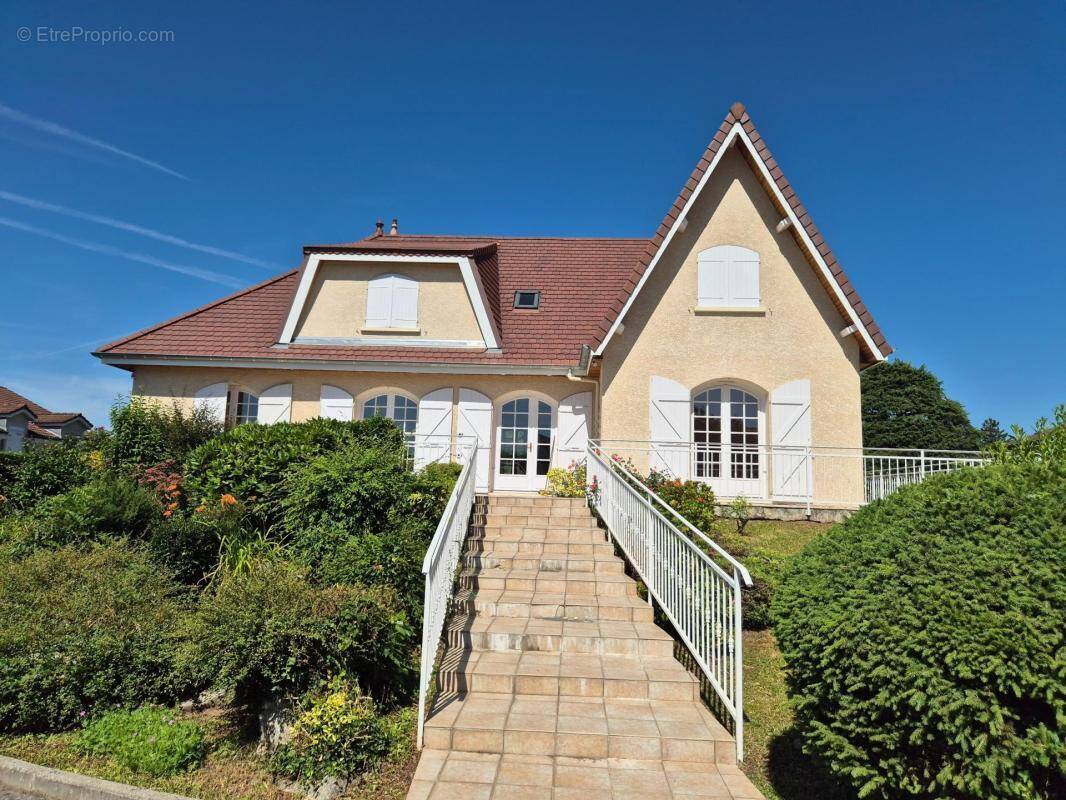 Maison à SORBIERS