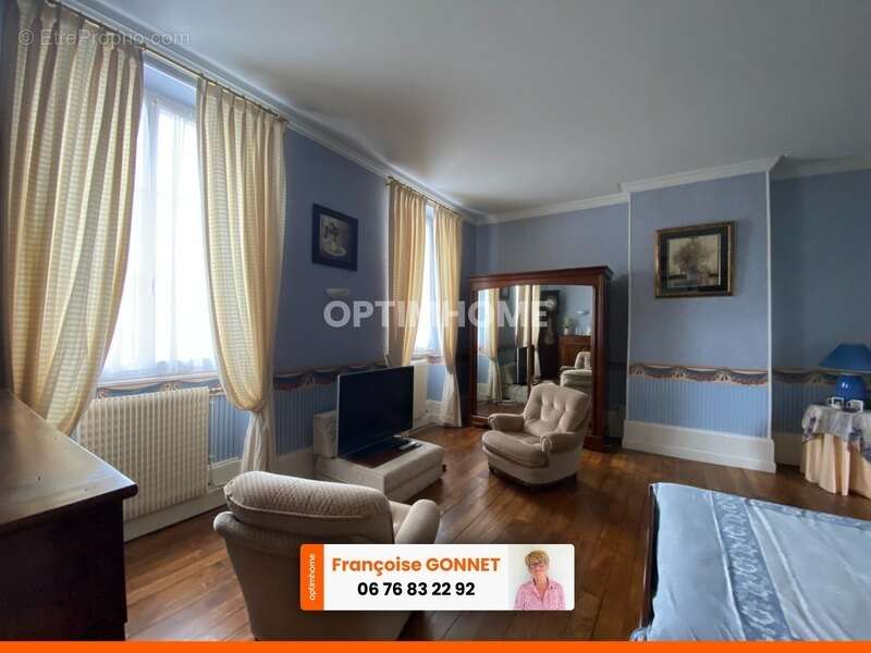 Maison à CHATEAUMEILLANT