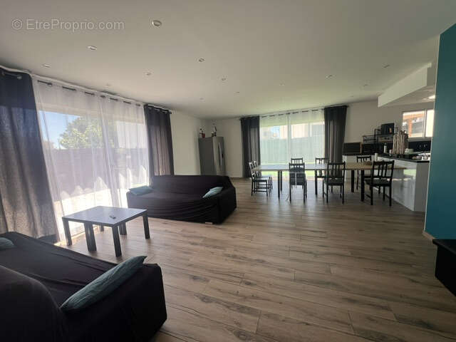 Maison avec étage avec garage et jardin - photo 8