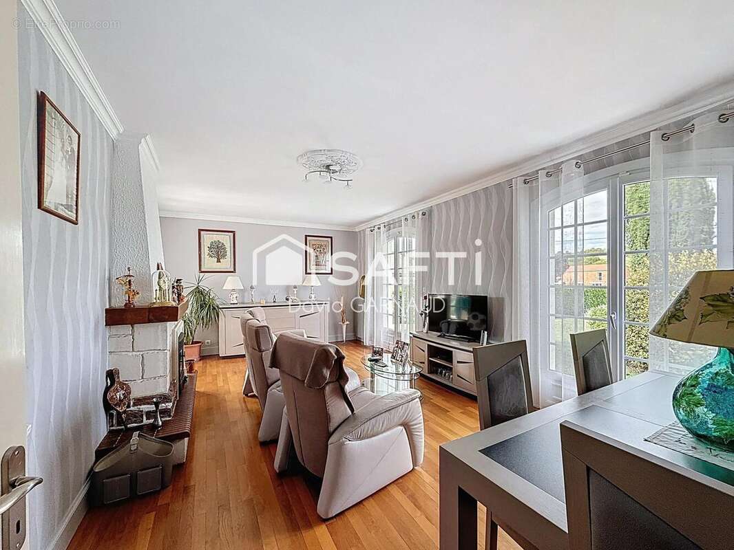 Photo 2 - Maison à ANGOULEME