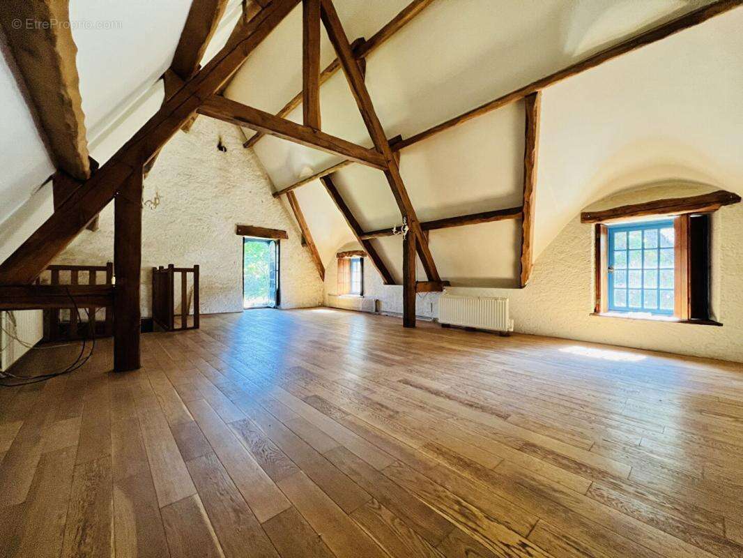 Maison à LOCOAL-MENDON