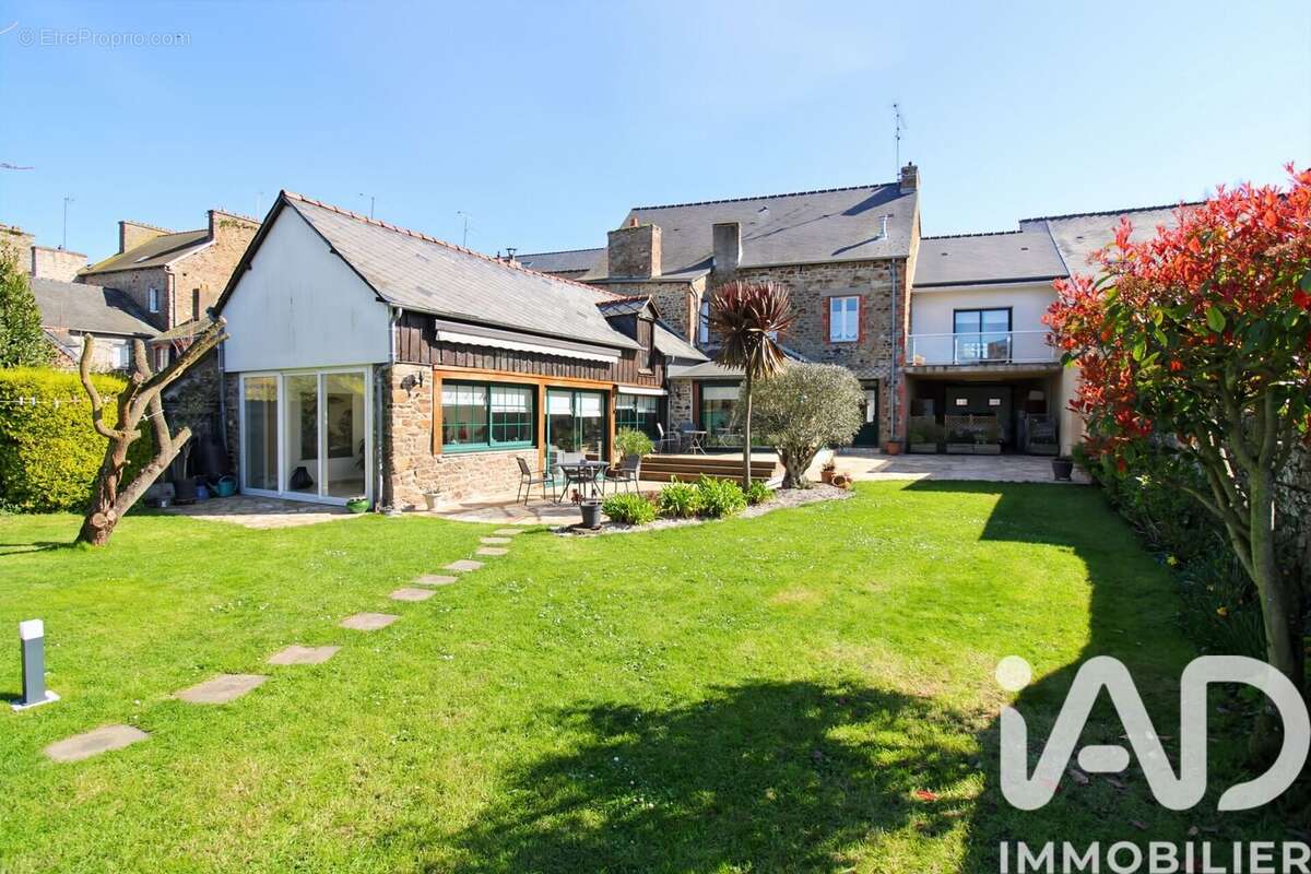 Photo 2 - Maison à LAMBALLE