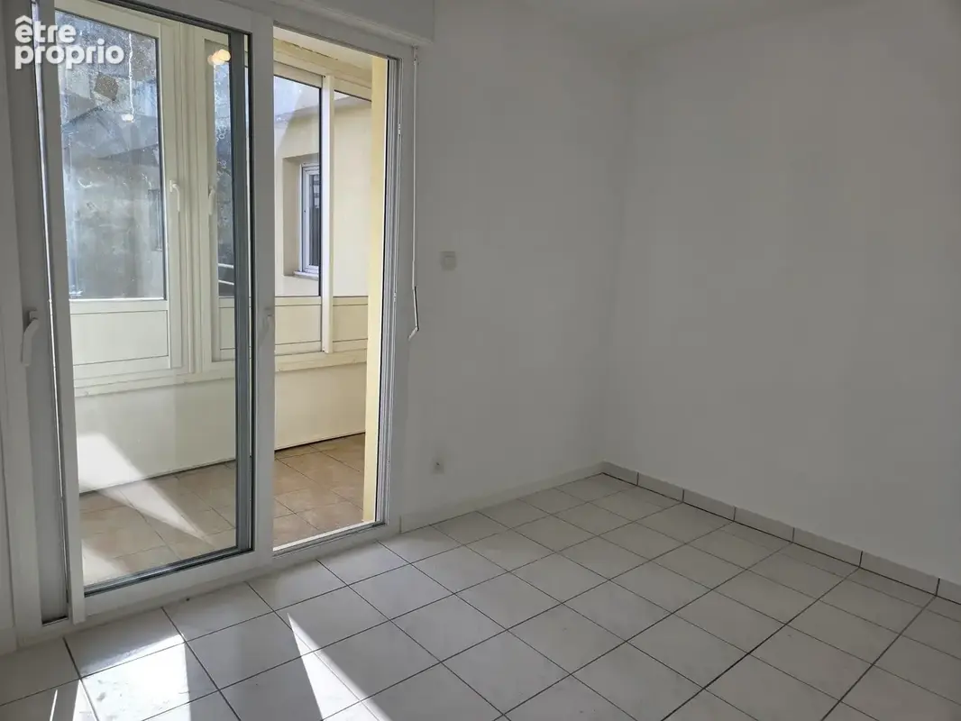Appartement 4 pièces 82 m² à vendre à Sollies-Pont (83210) - photo 9