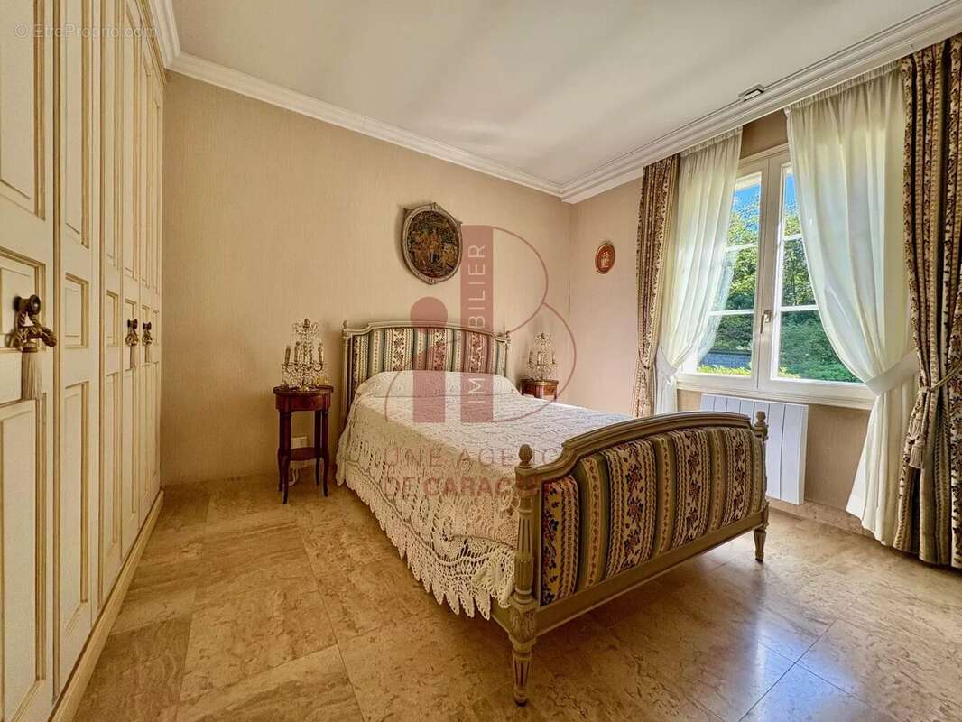 Maison à BOURRON-MARLOTTE