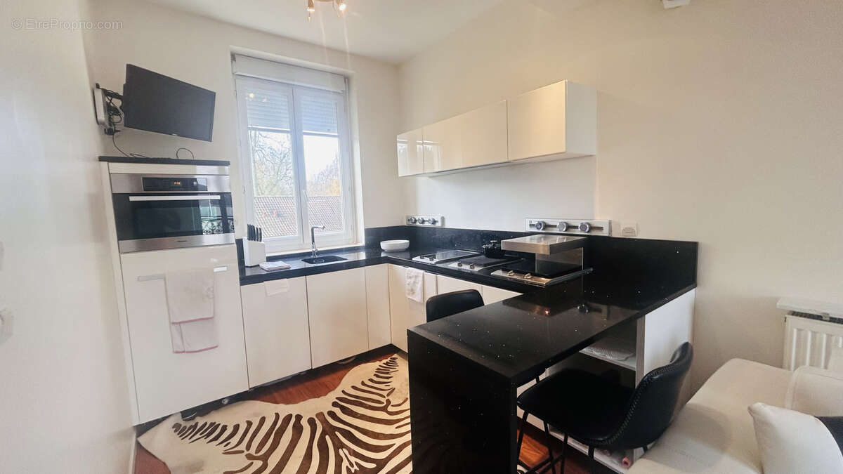 Appartement à LAMORLAYE