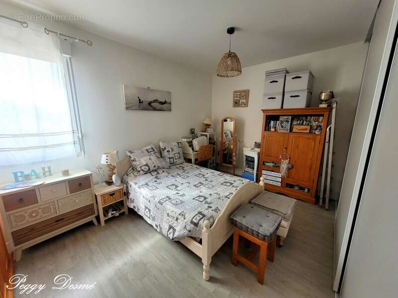 Appartement à vendre 3 pièces LA ROCHELLE (17) - 2 chambres, Terrasse, Place de parking privative - photo 6