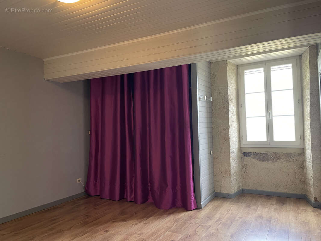 Maison à LARROQUE-SUR-L&#039;OSSE