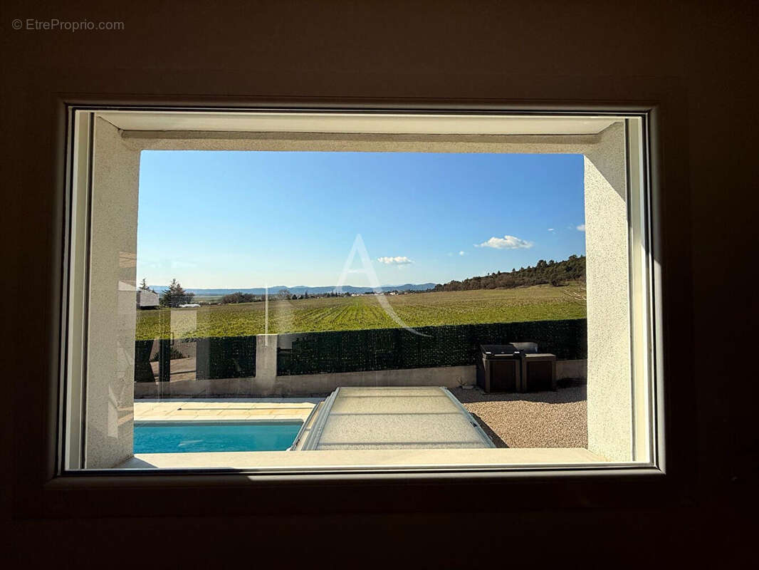 Maison à VINON-SUR-VERDON