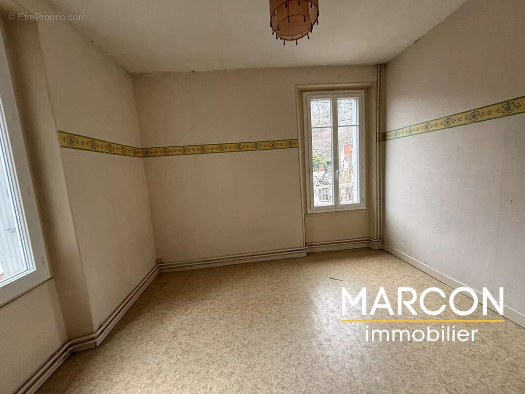 Maison à AUBUSSON