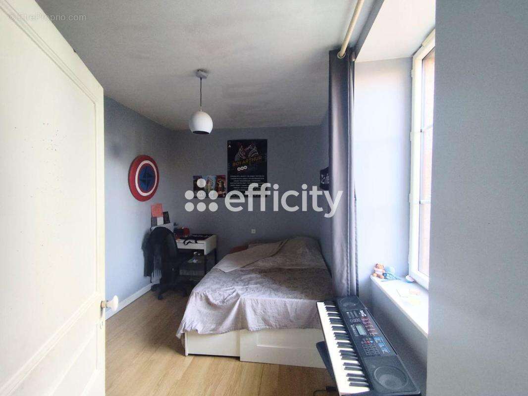 Maison 132 m² à Becherel  - photo 9