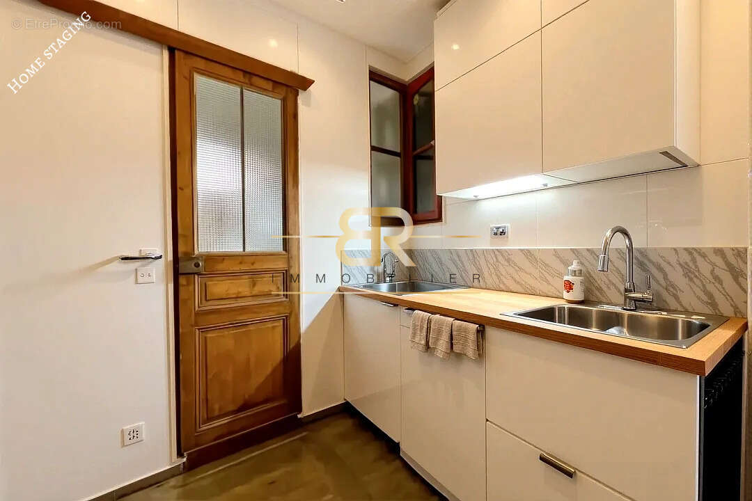 Appartement à PARIS-20E