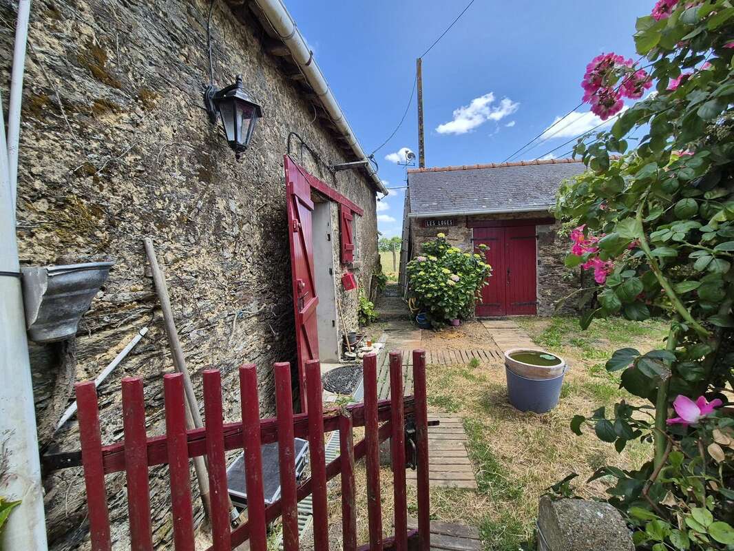 Maison à CHALLAIN-LA-POTHERIE