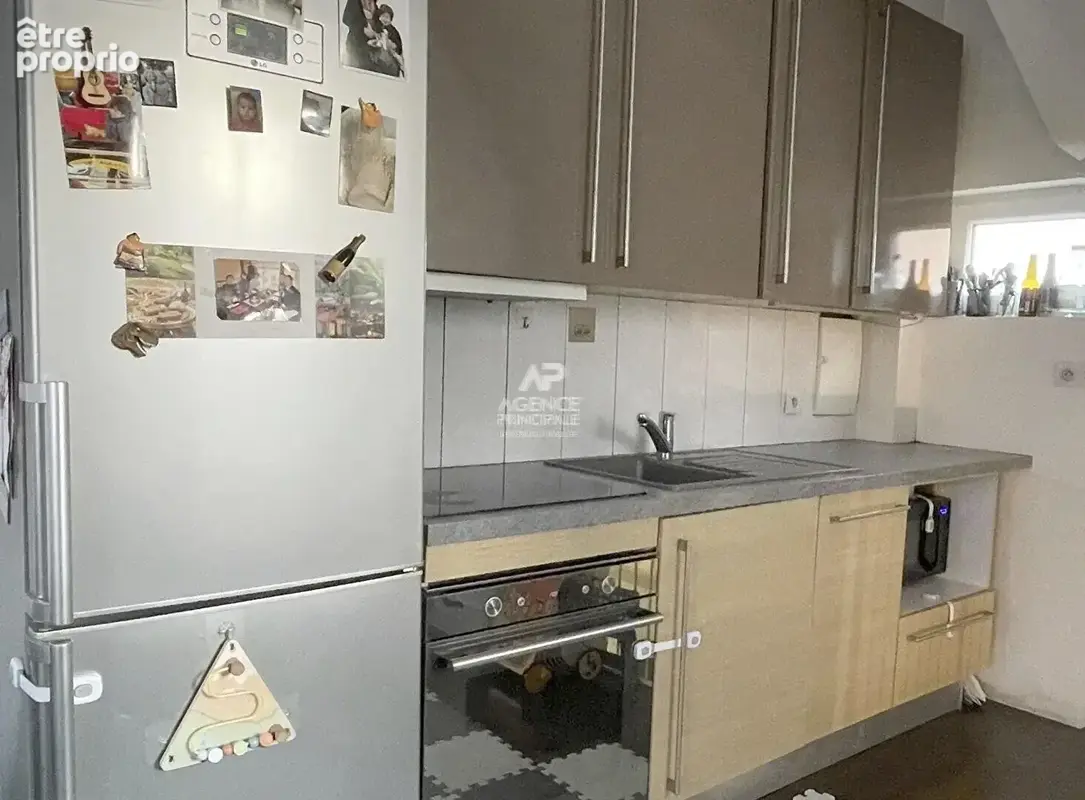VIROFLAY - Maison de 3 pièces avec petite cour extérieure. - photo 4