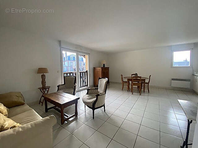 Appartement à TROUVILLE-SUR-MER