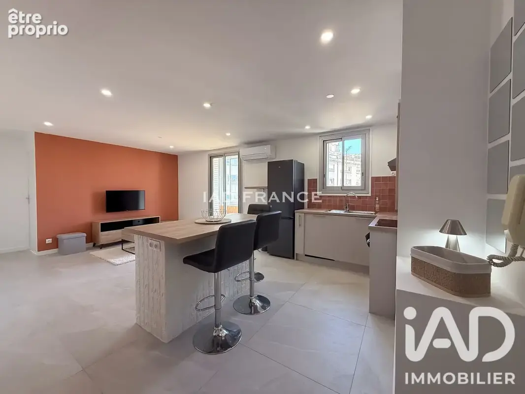Photo 1 - Appartement à MARSEILLE-3E
