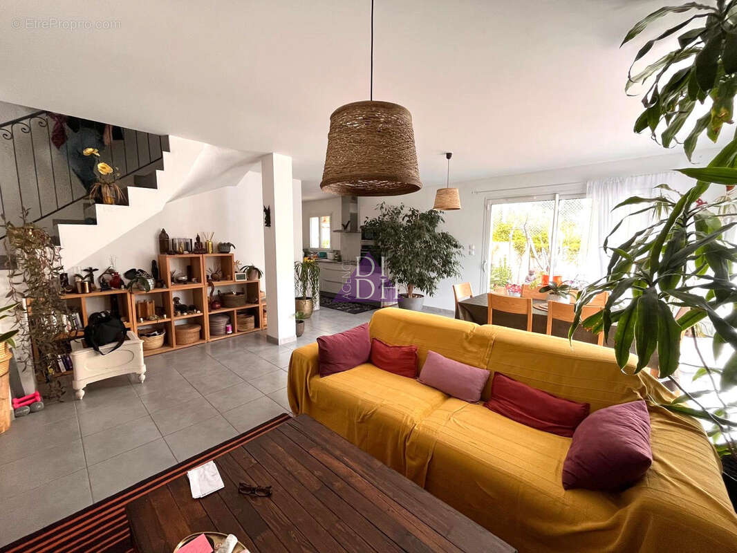 Maison à HYERES