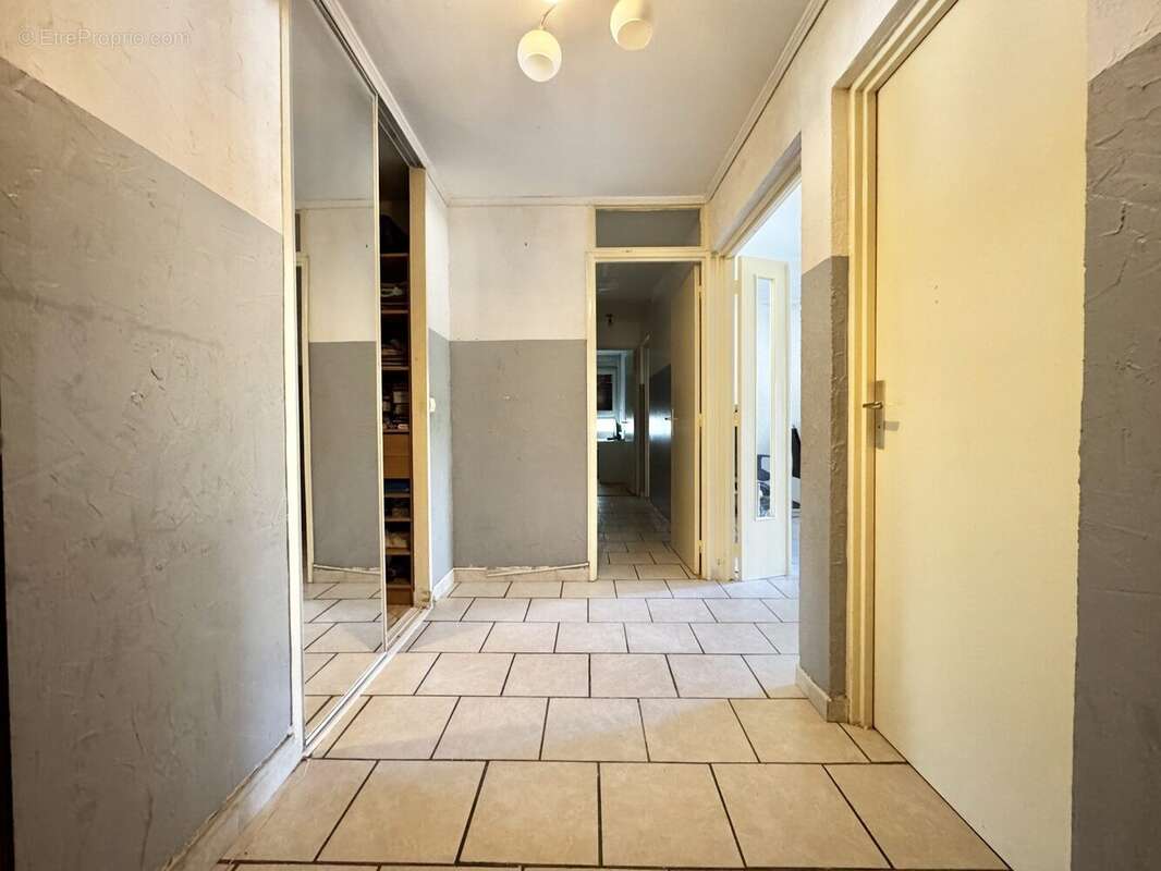 Appartement à SURVILLIERS