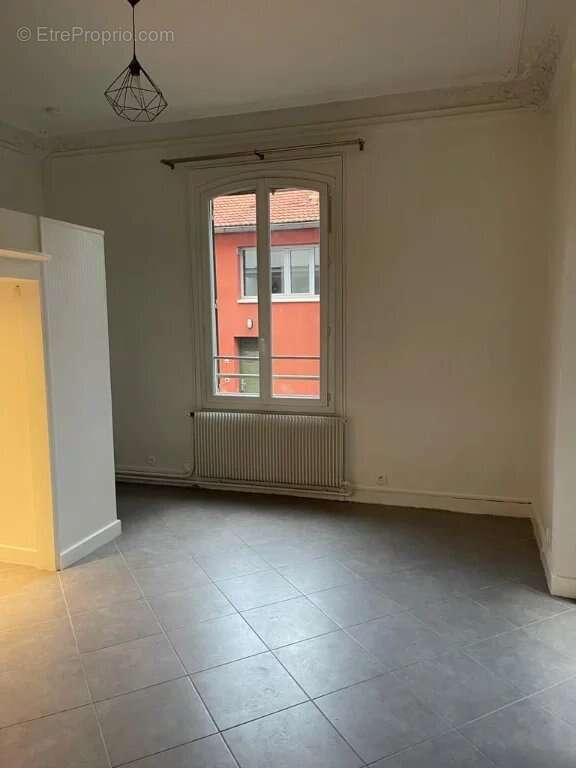 Appartement à PARIS-19E