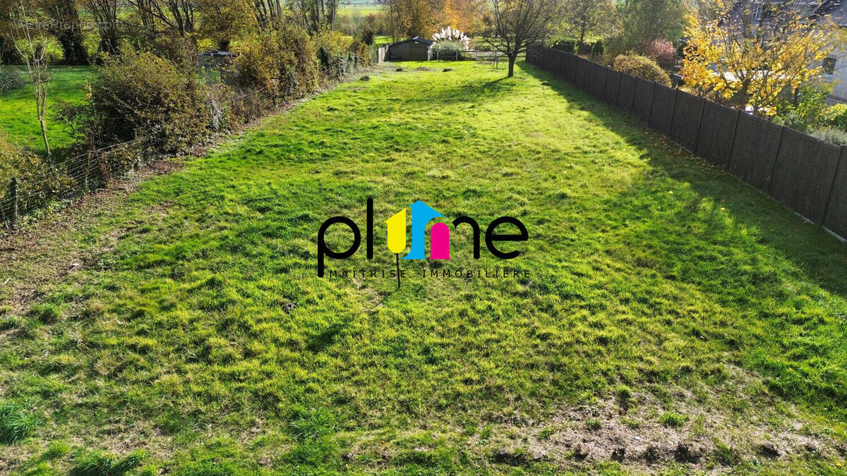 Terrain à HAUTEVILLE