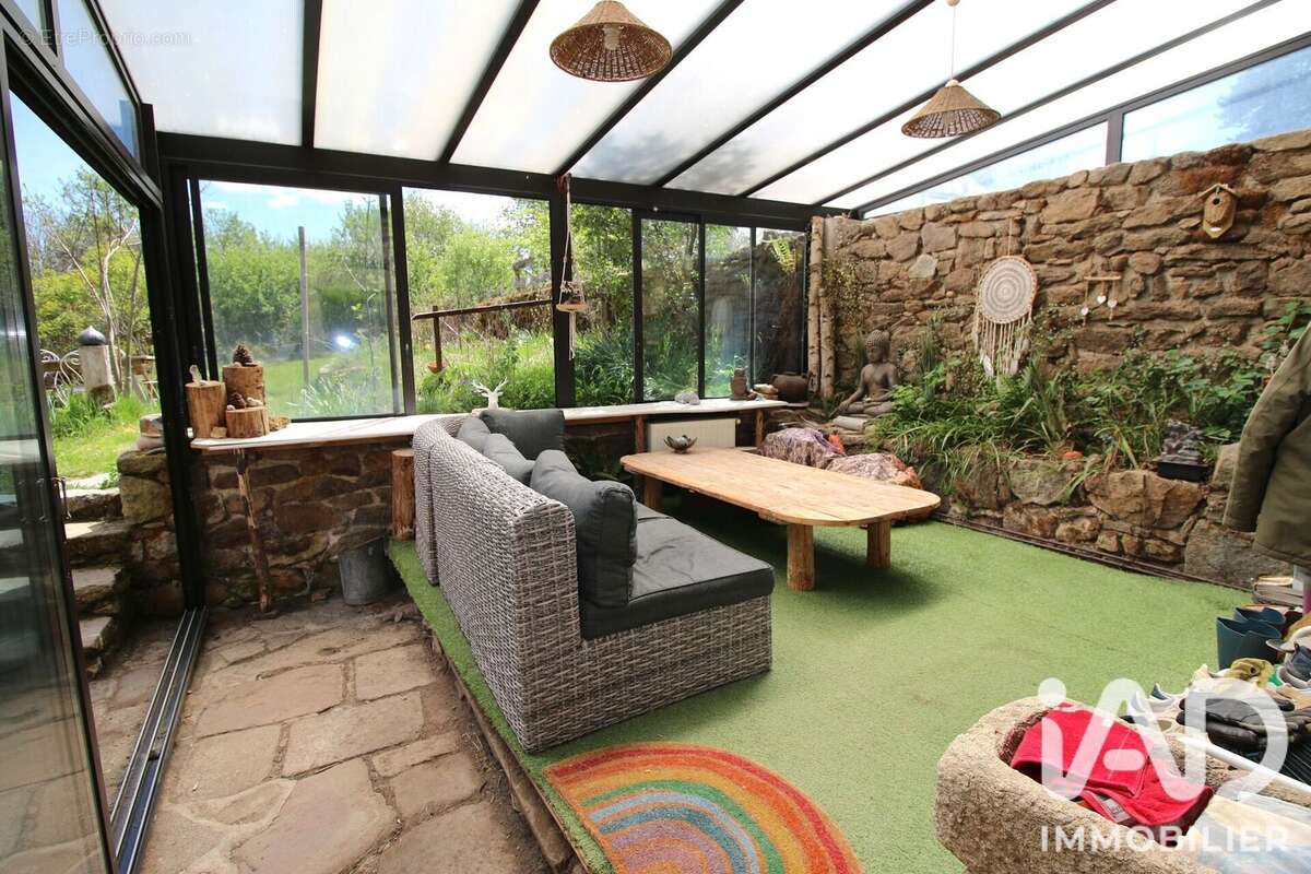 Maison 145 m² à Doranges  - photo 8