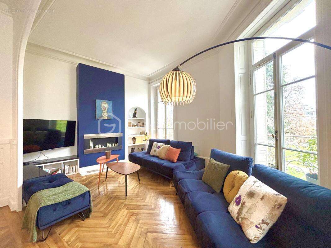 Appartement à AIX-LES-BAINS