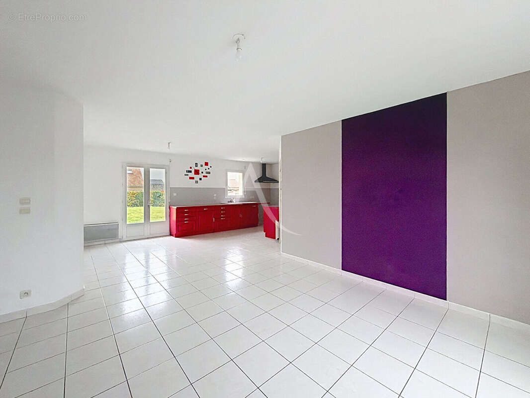 Maison à VAUDELNAY