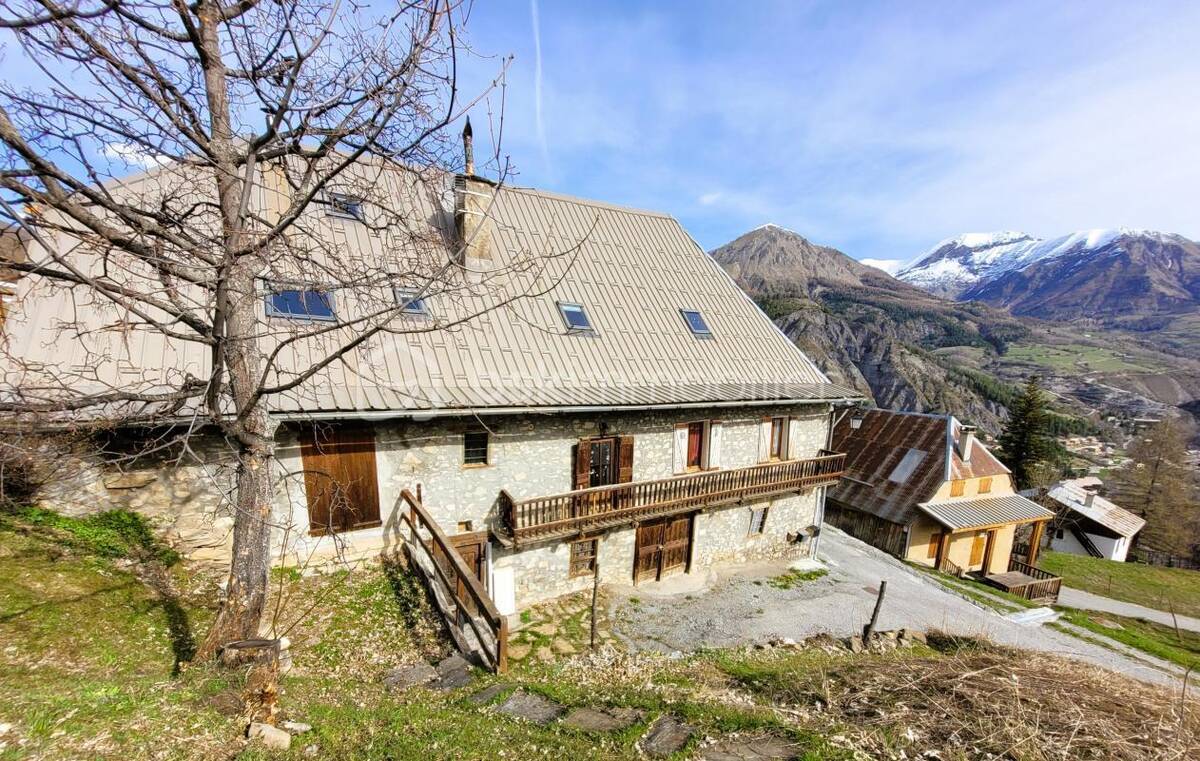 Appartement à ALLOS
