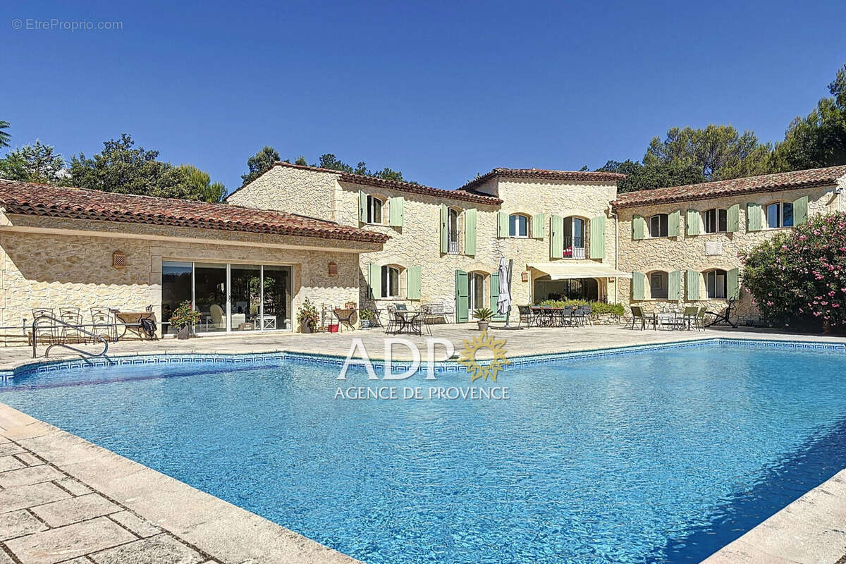 Maison à MOUANS-SARTOUX