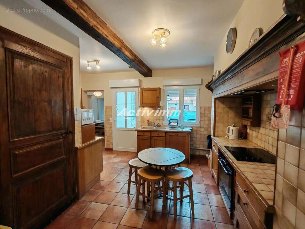 4275 24 - Maison à HESDIN