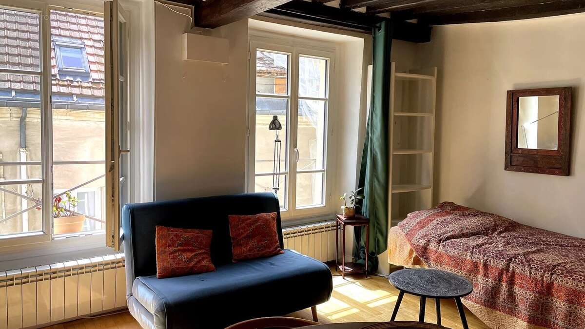 Appartement à PARIS-5E