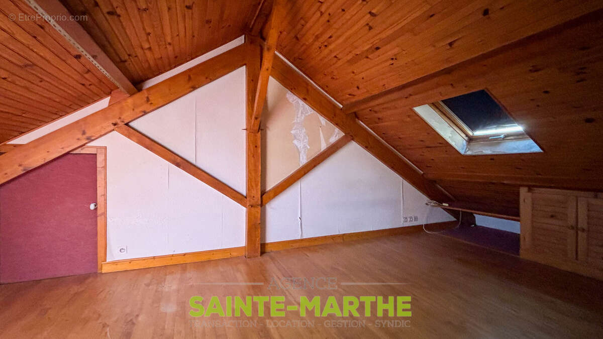 Niort Sainte Pezenne, pavillon individuel. - photo 9
