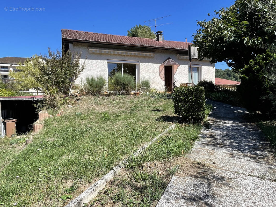 Maison à CHATTE
