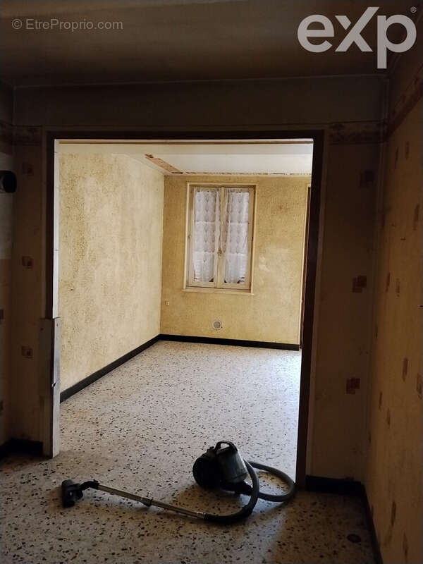 Maison 92 m² à Bey  - photo 7